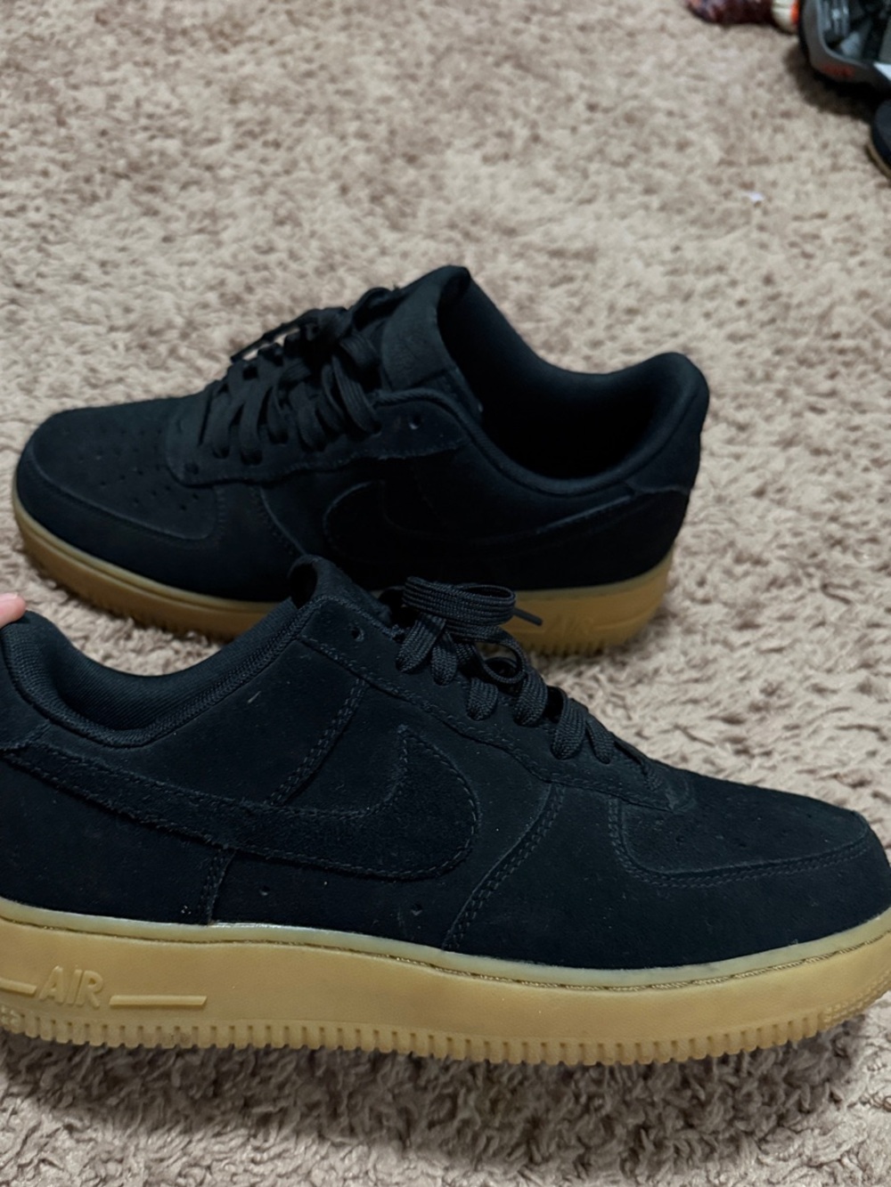 Nike Black Low-Top Sneakers with Gum Sole